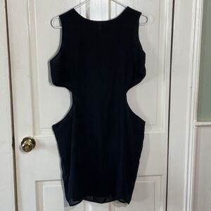 🍁Elegant Black Cut-Out Dress size 6